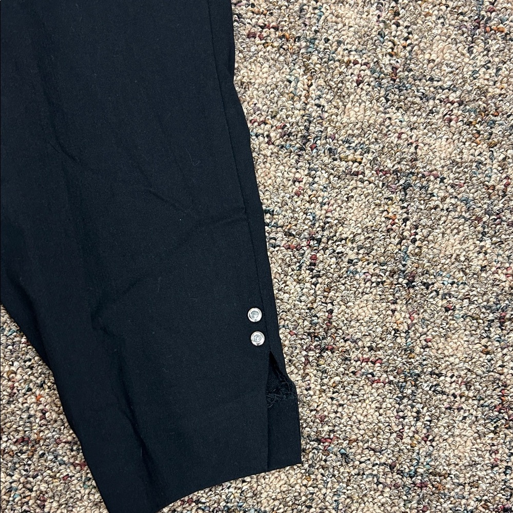 Black Counterparts Women’s Pull On 3-Rivet Career Capris - Picture 5 of 7